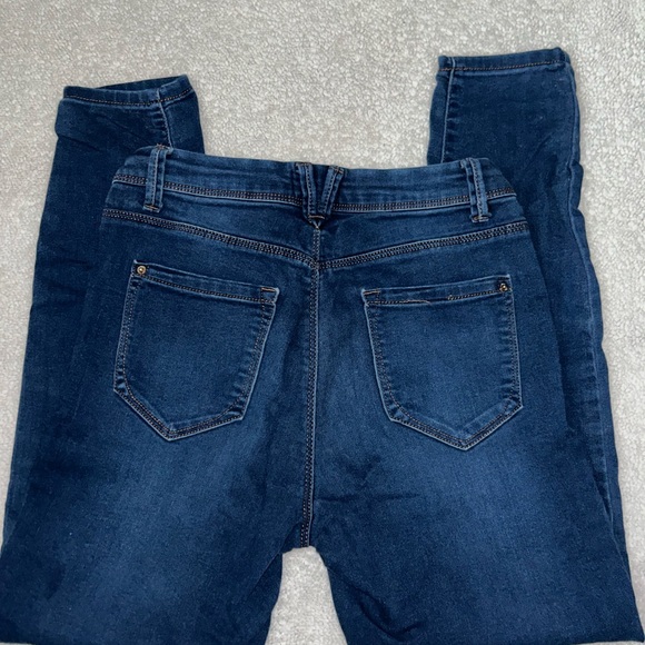 Curve Appeal Minimalist Jegging - Picture 3 of 3